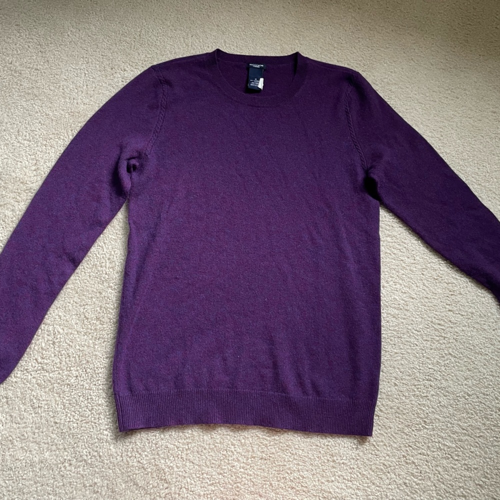 100% cashmere sweater
